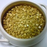 残ったラーメンのスープで作る押し麦のオーブン焼き